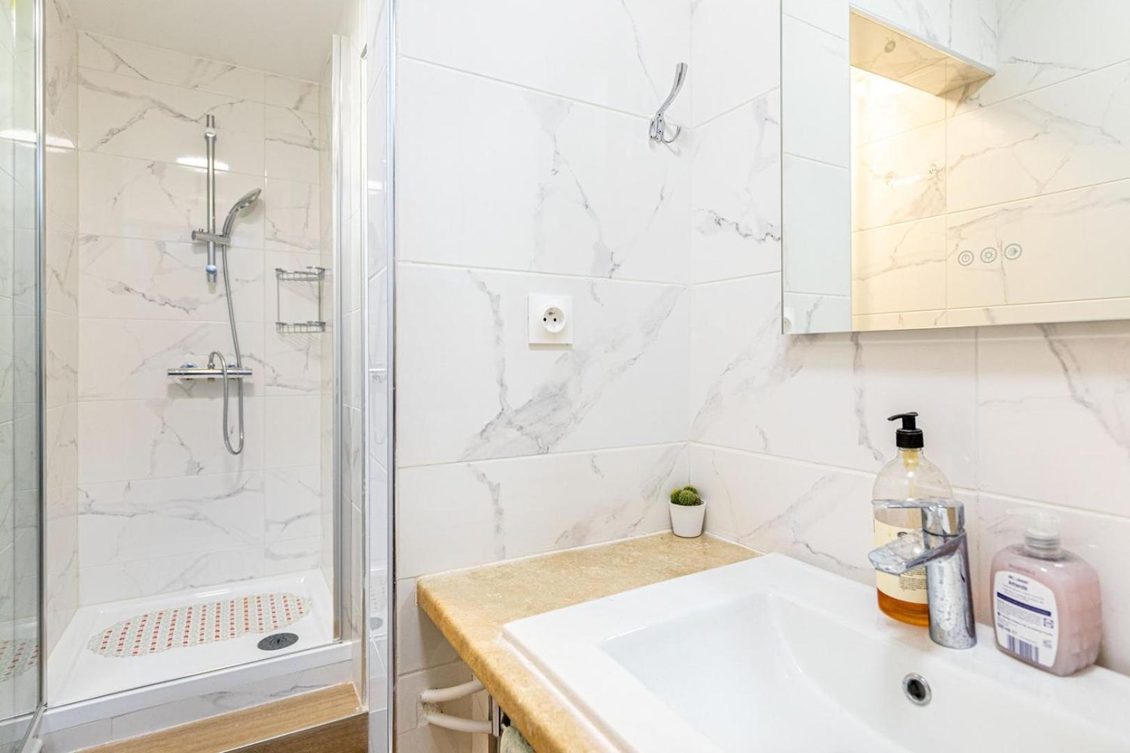 Guestready - Bel Cosy Dans Le 3e Arr. Apartment *